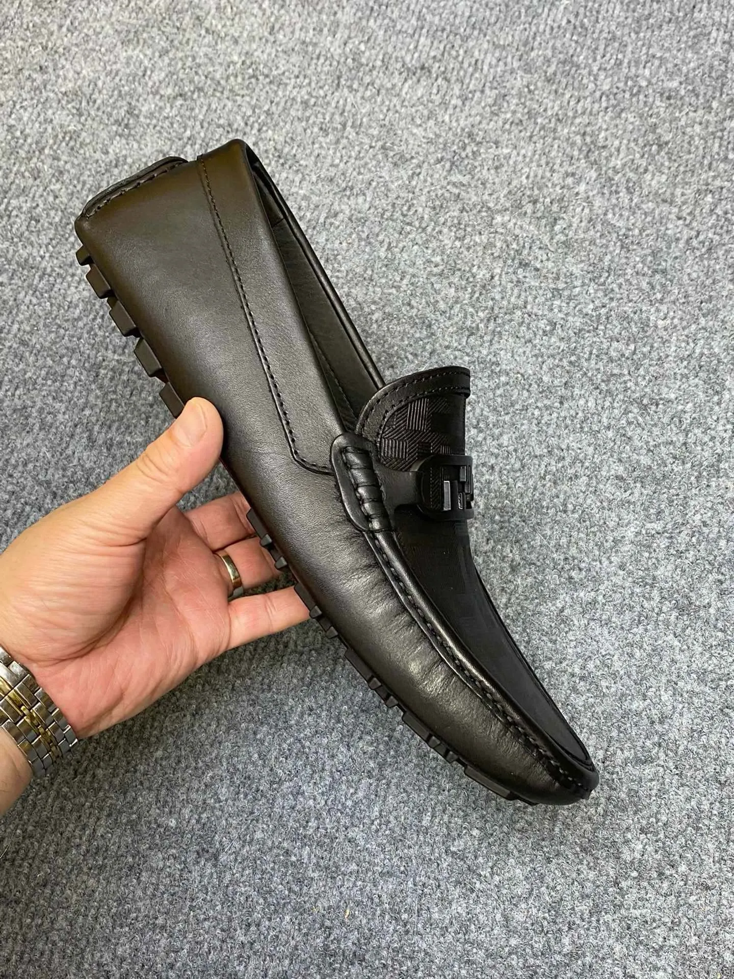 Men's Men's Shoes Men's Men's Shoes 💰700FENDI Fendi Men's Shoes are breathable and comfortable. Original development. Counters copy one to one. Imported cowhide. Niuri. 38 to 44. (can be ordered at 45.46. No returns or exchanges)